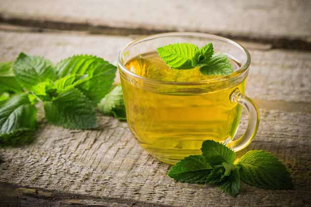 مهمترین خواص بادرنجبویه برای پوست + قاعدگی تا استرس