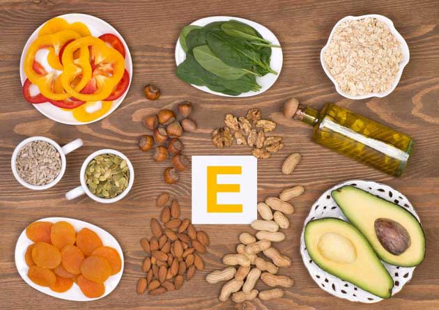 منابع غذایی حاوی ویتامین E و خواص آن برای درمان بیماری ها