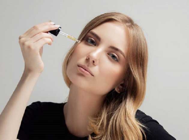 خواص کرچک برای مو و ابرو