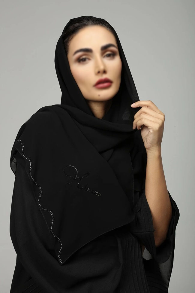 شال مجلسی جدید حریر مشکی فوق العاده جذاب برای بانوی شیک پوش ایرانی