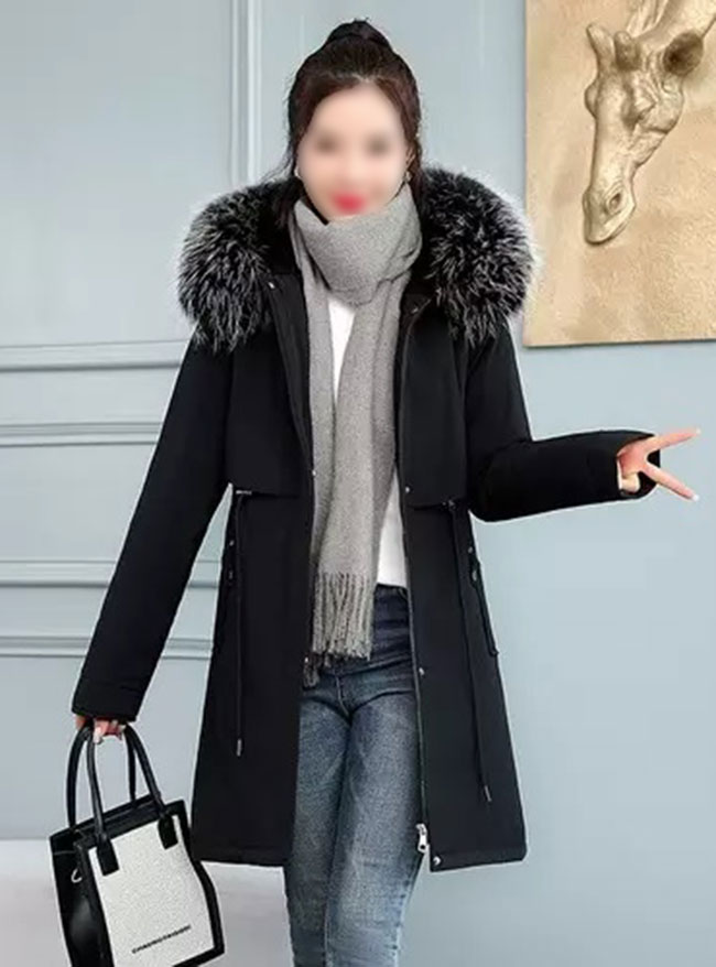مدل پالتو جدید و زیبای مشکی بلند یقه خزدار مدل پالتو جدید و زیبای مشکی بلند یقه خزدار
