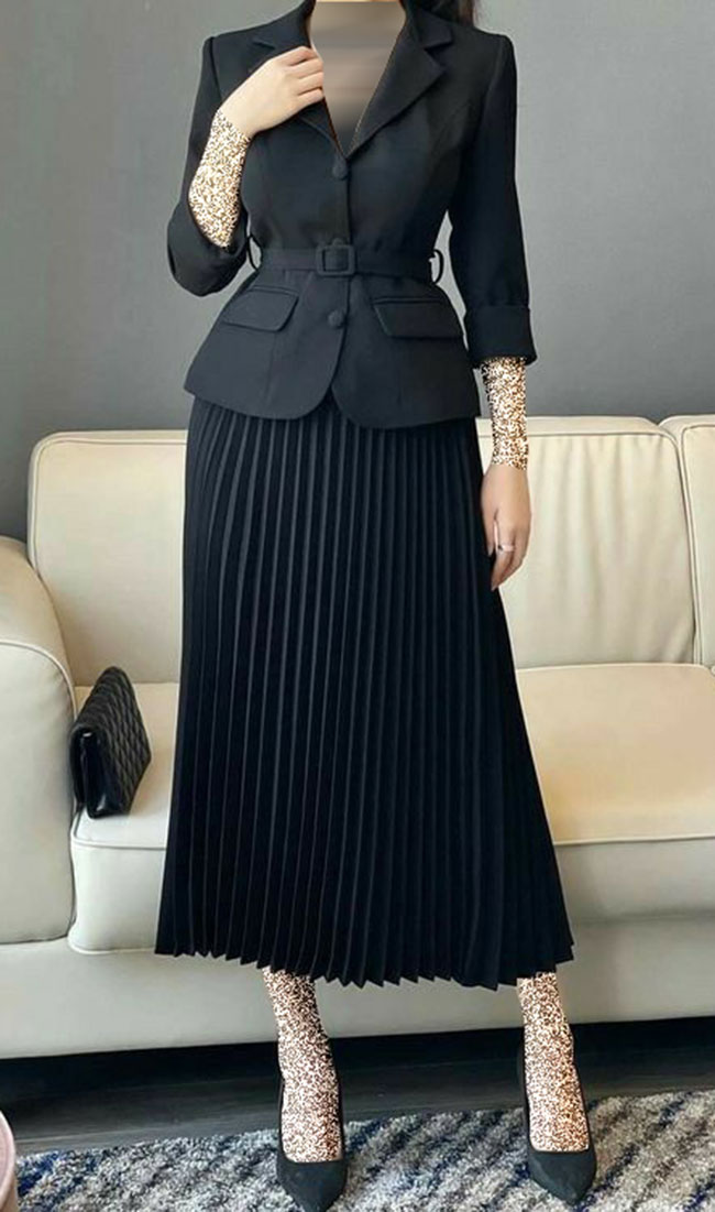مدل کت دامن مشکی با دامن پلیسه ای شیک و جذاب