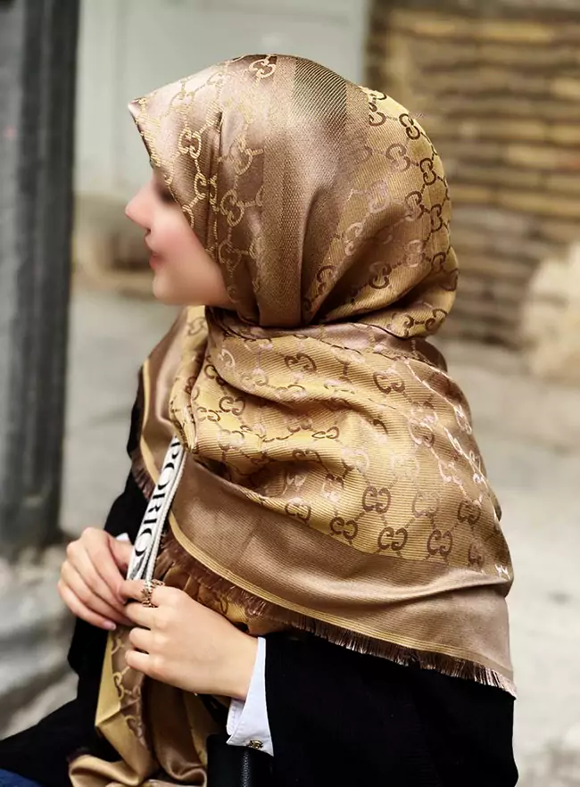 مدل جدید روسری طرح دار مجلسی طلایی مدل جدید روسری طرح دار مجلسی طلایی